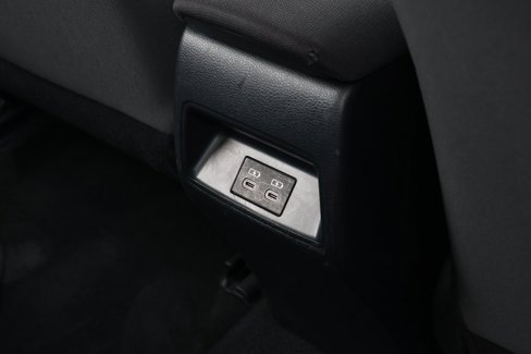 Used 2023 Toyota Corolla LE image 29