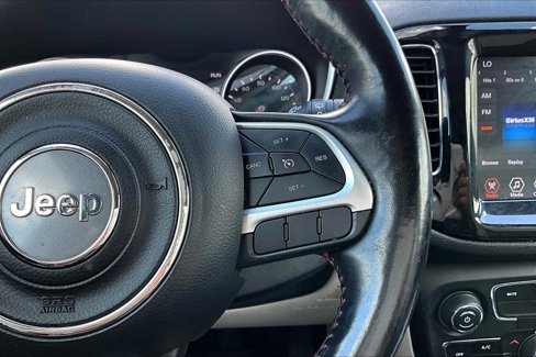 Used 2020 Jeep Compass Limited image 22