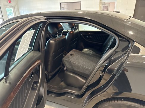 Used 2015 Ford Taurus Limited image 20