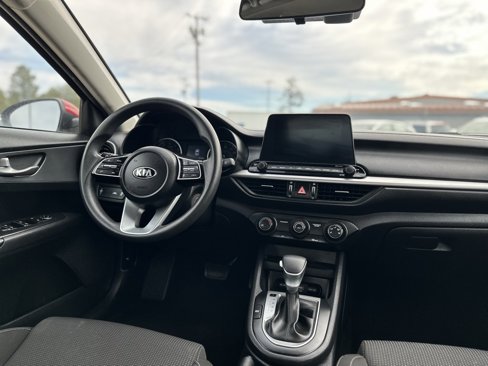 Used 2021 Kia Forte LXS image 16