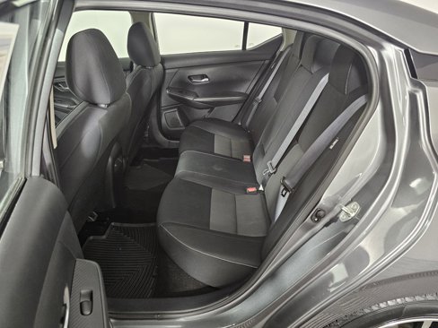 Used 2022 Nissan Sentra SV image 19