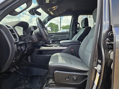 Used 2021 RAM 1500 Big Horn image 12
