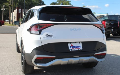 Used 2023 Kia Sportage EX image 8