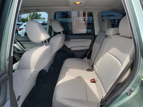 Used 2018 Subaru Forester 2.5i Premium w/ All-Weather Package image 9