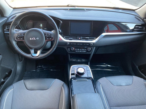 Used 2022 Kia Niro EX w/ Cold Weather Package image 13