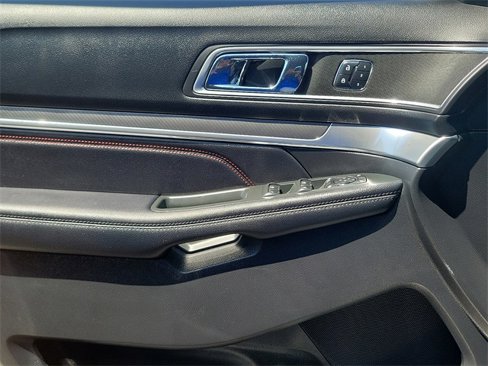 Used 2017 Ford Explorer Sport w/ Equipment Group 401A image 18
