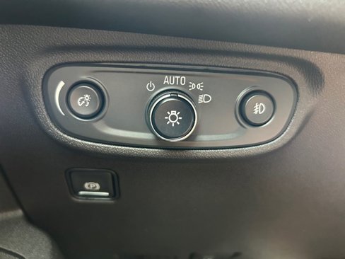 Used 2022 GMC Terrain SLT image 22