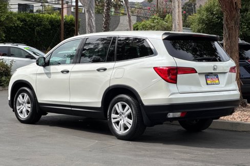 Used 2017 Honda Pilot LX image 6
