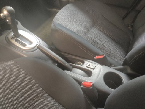 Used 2015 Nissan Versa SV image 26