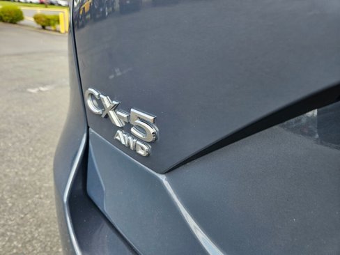 Used 2023 MAZDA CX-5 Carbon Edition image 11