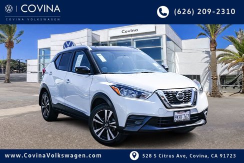 Used 2019 Nissan Kicks SV image 1