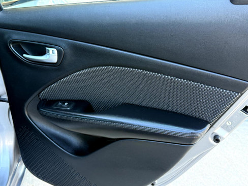 Used 2016 Dodge Dart SE w/ Convenience Group image 16