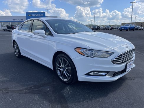 Used 2017 Ford Fusion SE w/ Equipment Group 201A image 7