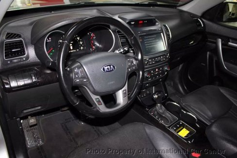 Used 2015 Kia Sorento SX image 12