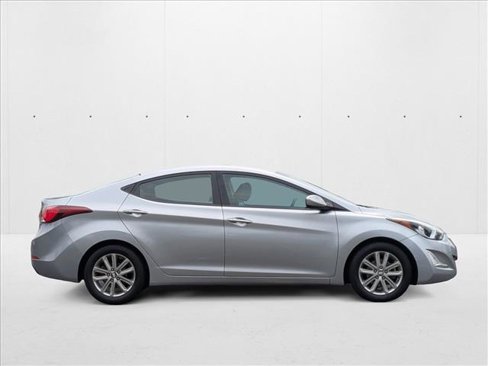 Used 2015 Hyundai Elantra SE w/ Option Group 02 image 4