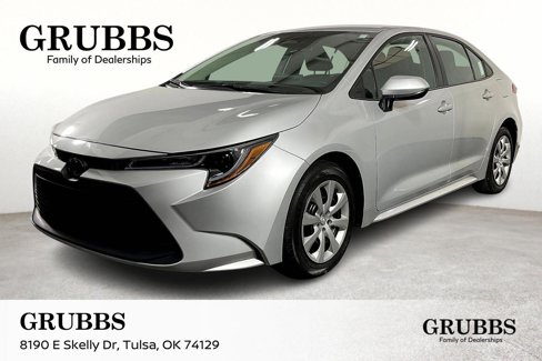 Used 2024 Toyota Corolla LE image 1