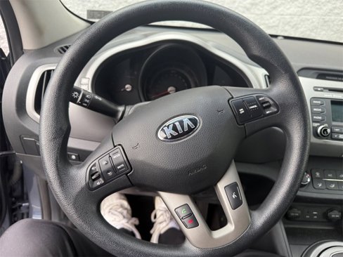 Used 2015 Kia Sportage LX image 12