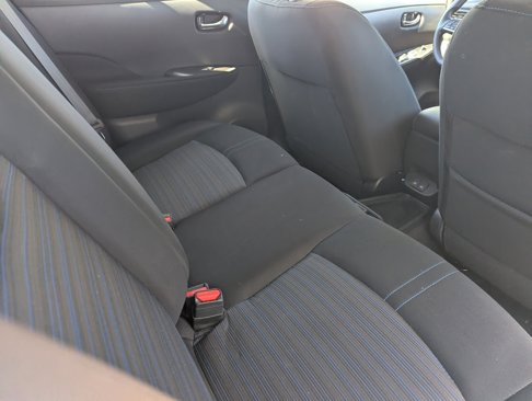 Used 2023 Nissan Leaf S image 11