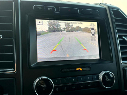 Used 2019 Ford Expedition Max Limited image 29