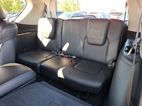 Used 2019 INFINITI QX80 Luxe image 10