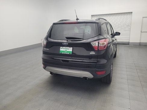 Used 2017 Ford Escape SE w/ SE Leather Comfort Package image 7