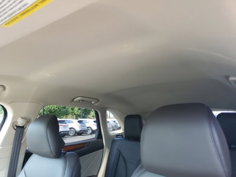 Used 2017 Lincoln MKC Select w/ Select Plus Package image 11