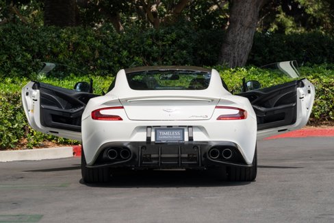 Used 2018 Aston Martin Vanquish S image 7