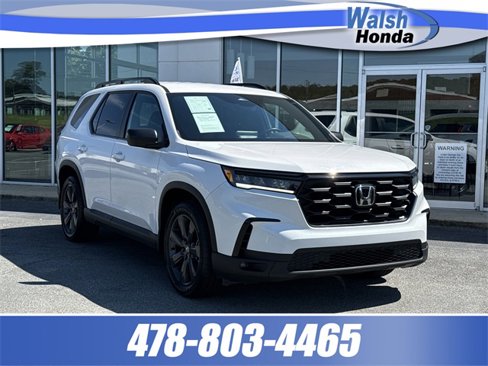 Certified 2025 Honda Pilot Sport image 1