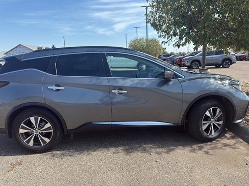 Used 2020 Nissan Murano SV w/ Premium Package image 4