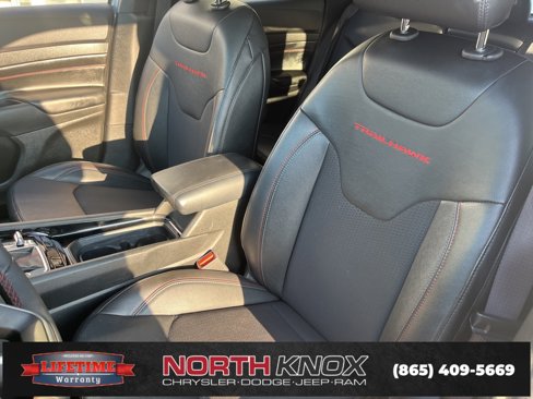 Used 2024 Jeep Compass Trailhawk image 5