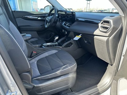 New 2025 Chevrolet TrailBlazer LT w/ Convenience Package image 29