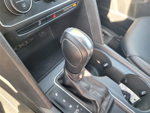 Used 2020 Volkswagen Atlas Cross Sport SE w/ Panoramic Sunroof Package image 20