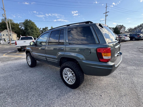 Used 2004 Jeep Grand Cherokee Limited w/ Cold Weather Group image 32