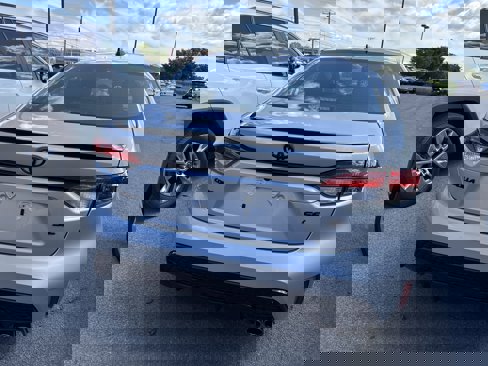 Used 2022 Toyota Corolla SE image 6