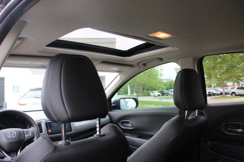 Used 2021 Honda HR-V EX-L image 35