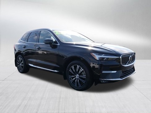 Used 2022 Volvo XC60 B6 Inscription image 9