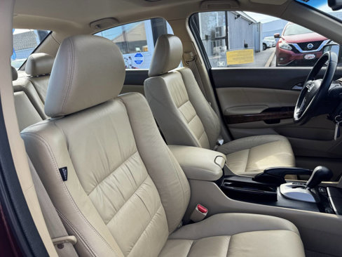 Used 2010 Honda Accord EX-L image 32