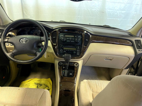 Used 2003 Toyota Highlander 4WD V6 image 18