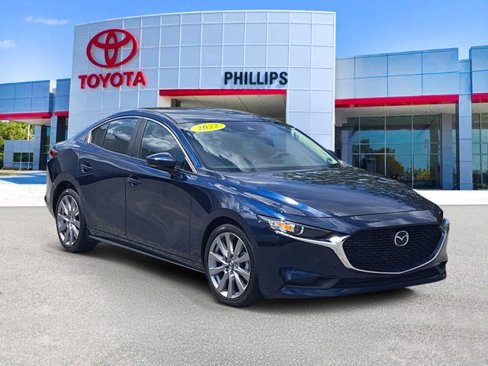 Used 2022 MAZDA MAZDA3 s image 1