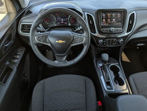 Used 2023 Chevrolet Equinox LT image 29