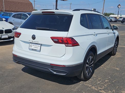 Used 2024 Volkswagen Tiguan S w/ MDO Package, Three-Row image 7