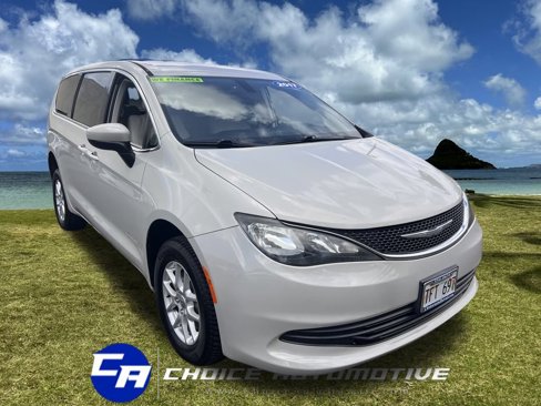 Used 2017 Chrysler Pacifica LX image 10