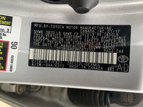 Used 2017 Toyota Corolla LE image 36