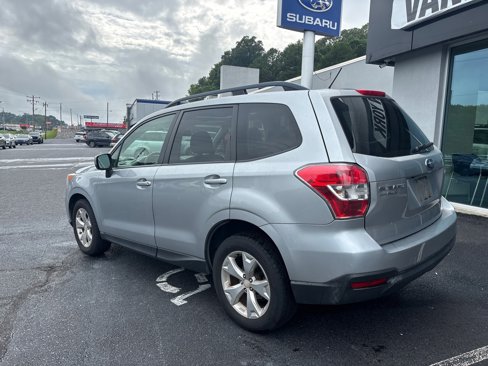 Used 2015 Subaru Forester 2.5i Premium w/ All-Weather Package image 2