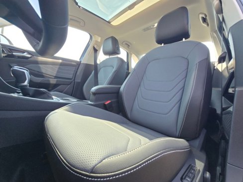 New 2025 Volkswagen Jetta SEL image 23