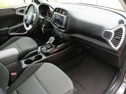 Used 2023 Kia Soul LX w/ Option Group 015 image 30