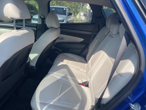 Used 2023 Hyundai Tucson Limited image 15