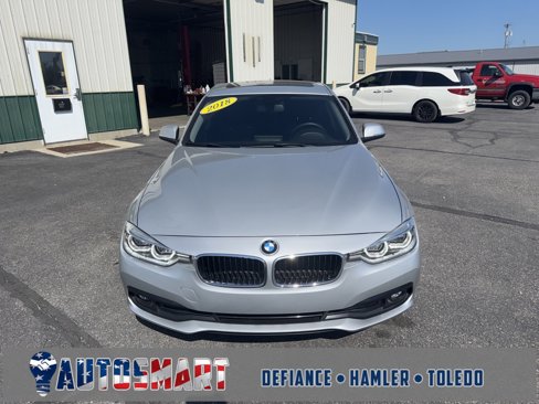 Used 2018 BMW 320i xDrive Sedan w/ Convenience Package image 8