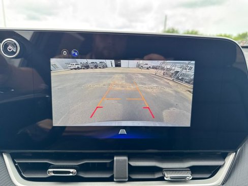 New 2026 Chevrolet Equinox LT w/ Convenience Package II image 23
