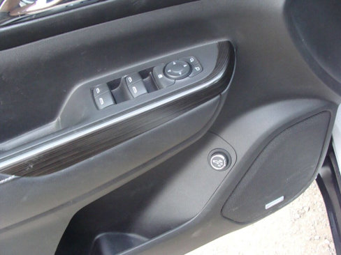 Used 2018 GMC Acadia SLT image 11